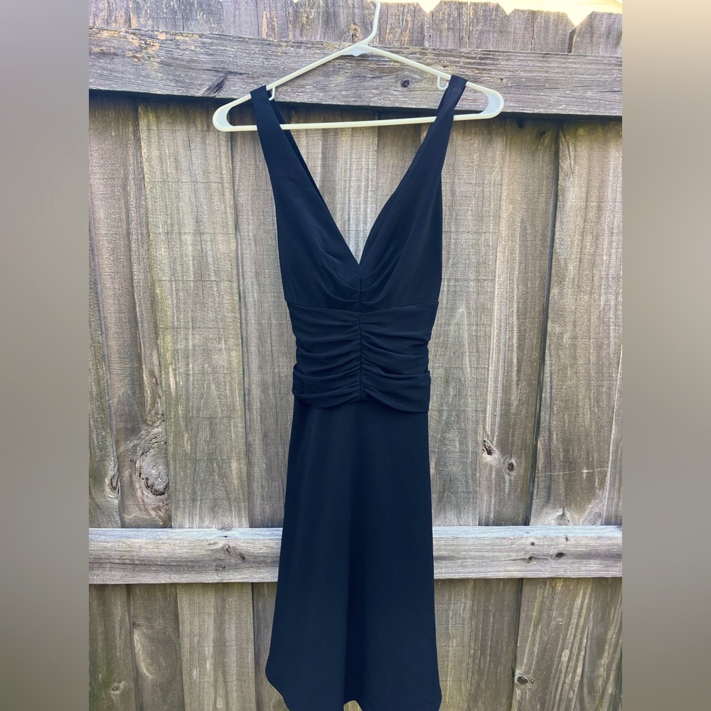 This beautiful black dress is perfect for date or going out with friends!